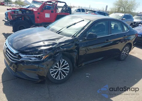 2021 Volkswagen Jetta 1.4T R-Line/1.4T S/1.4T Se z USA, uszkodzony, nr VIN 3VWC57BU5MM049749